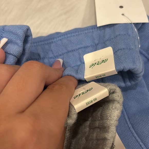 AERIE sweatshorts - Picture 4 of 4